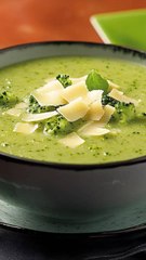 Broccoli Almond Soup