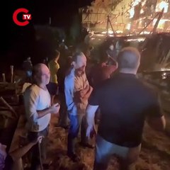 Bolu'nun Çamyurdu Köyü'nde gece yarısı yangın felaketi: Evler, samanlıklar kül oldu, iki büyükbaş hayvan öldü!