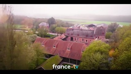 Dans de beaux draps (bande-annonce)