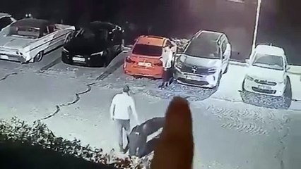 Ayşe Tokyaz cinayetinde yeni görüntüler: Eski polis Cemil Koç'un valiz taşıdığı görüntüler ortaya çıktı