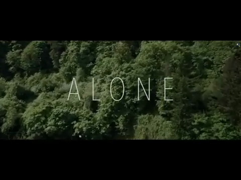 Alone | Hollywood Hindi Dubbed Movie | Horror Movie | Survival Movie