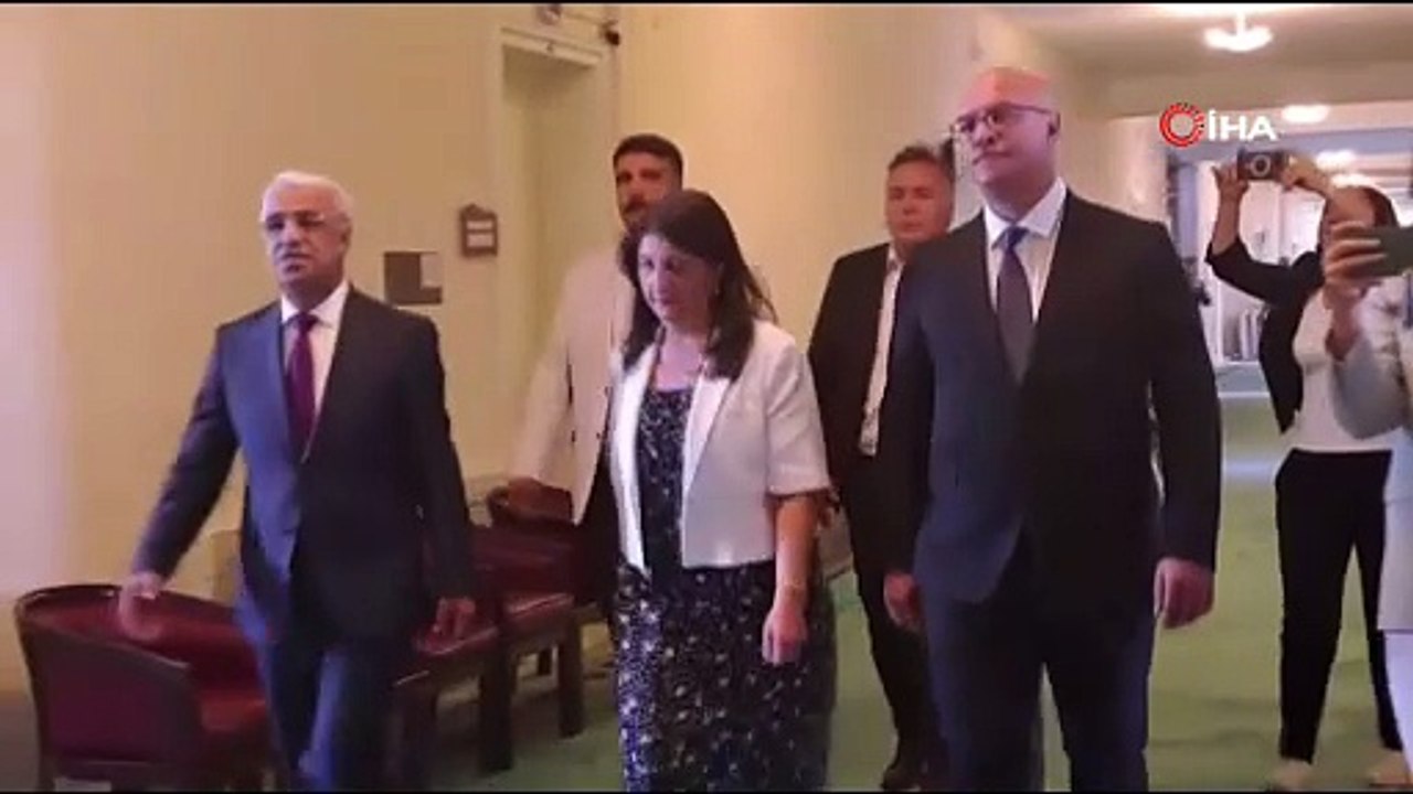 DEM Parti heyeti, MHP lideri Devlet Bahçeli’yi ziyaret etti