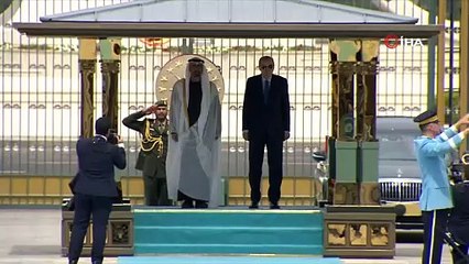 Cumhurbaşkanı Erdoğan, BAE Devlet Başkanı Al Nahyan’ı törenle karşıladı