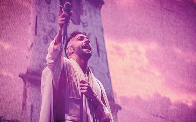 Le immagini e le nuove date di "Marco negli stadi": l'estate live di Mengoni continua (anche in autunno)