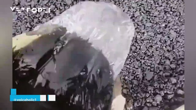 Water boils on the asphalt in Xi’an, China! The temperature reached a historic record of 42.3°C