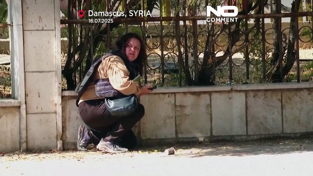 WATCH: Moment Israeli strikes hit Syrian Defence Ministry in Damascus