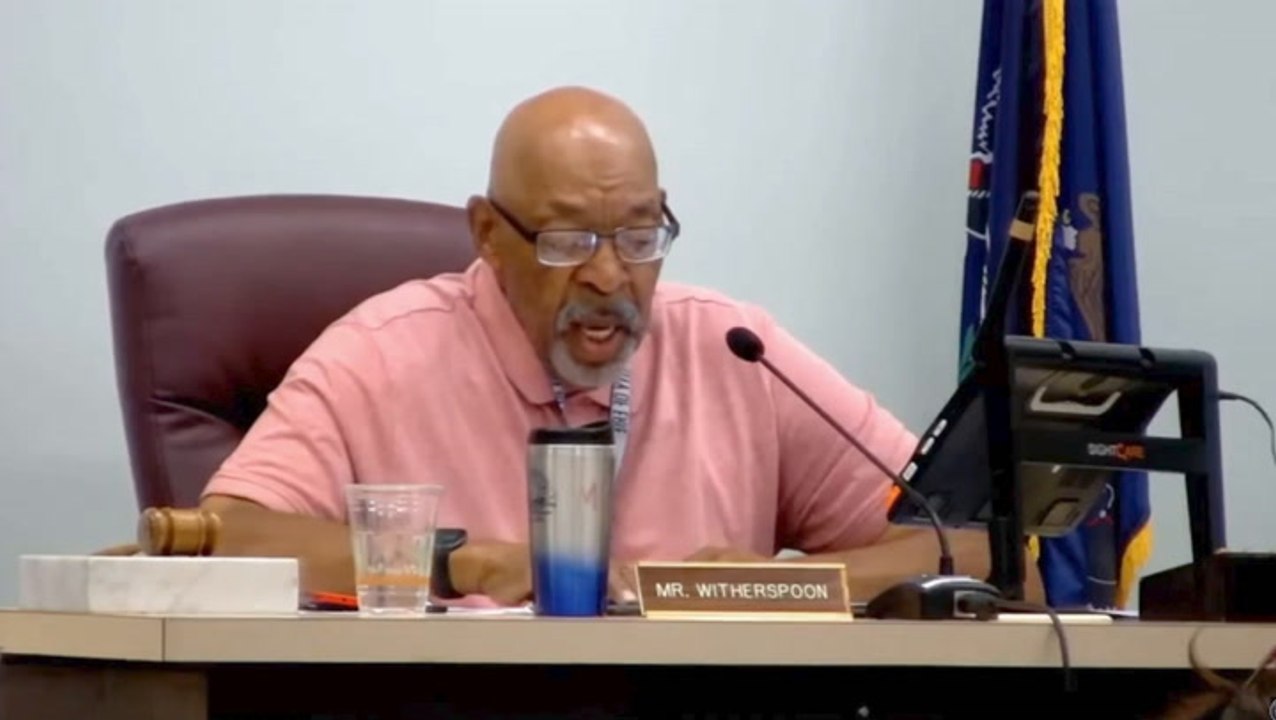 City Councilman says he shot someone in the hea...