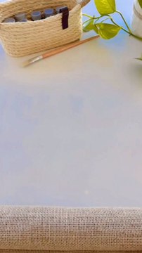 DIY Jute Table Mat via: @lainytavaresAdd a rustic touch to your dining space with this easy DIY jute table mat! Perfect for farmhouse or boho decor, this handmade mat is both stylish and functional.