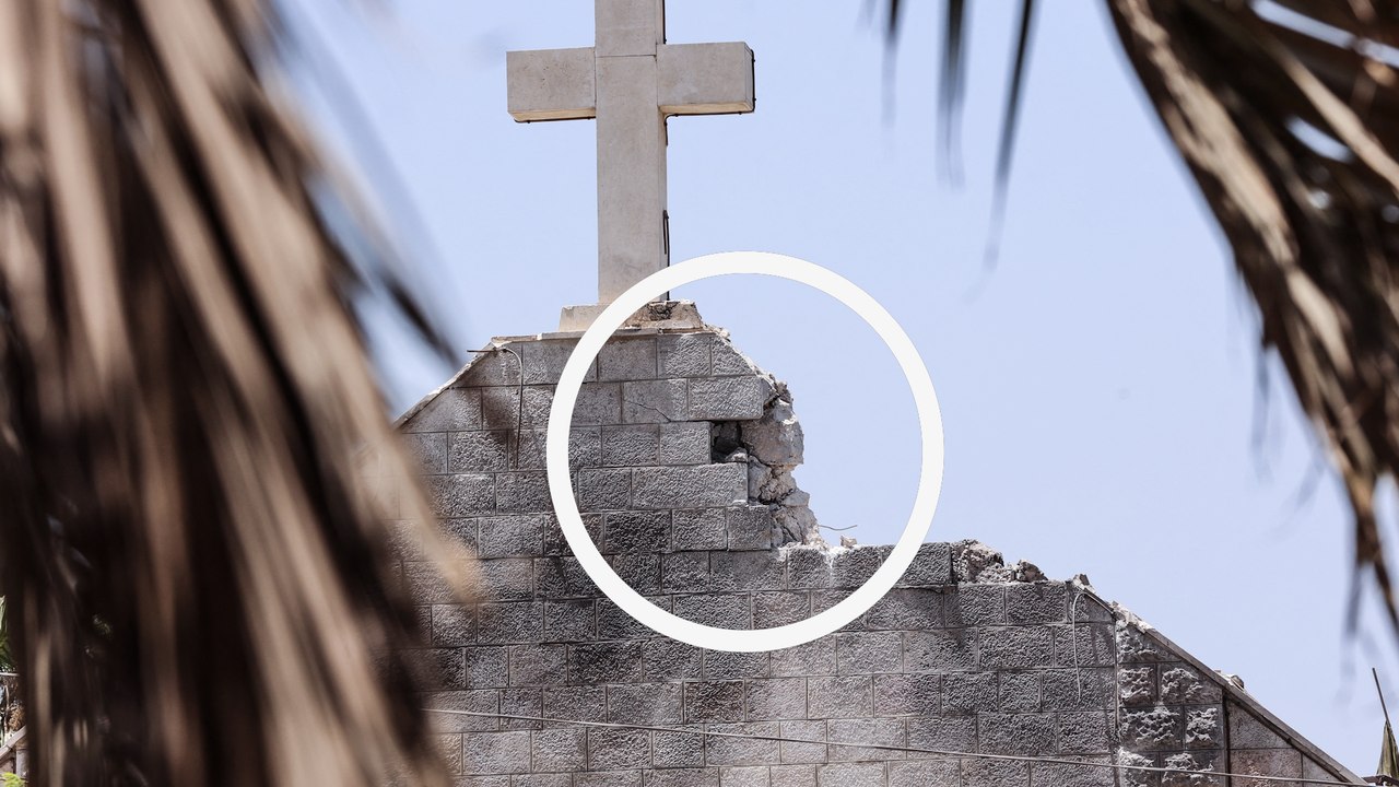 A Gaza, l'église catholique de la Sainte-Famill...