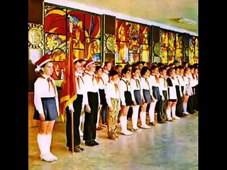 Учат в школе....