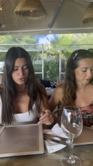 🚩REDFLAG : Cette pote indécise au restaurant🚩