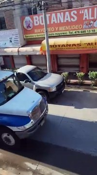 Incautan miles de pares de tenis piratas en bodegas de Guanajuato