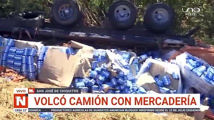 Tráiler volcó por esquivar otro vehículo; un bebé perdió la vida