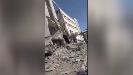 مشاهد من داخل مبنى هيئة الأركان السورية بعد الغارات الإسرائيلية