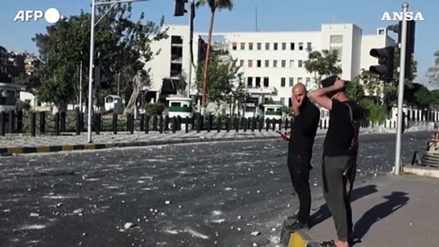 Le macerie del quartier generale dell'esercito siriano a Damasco