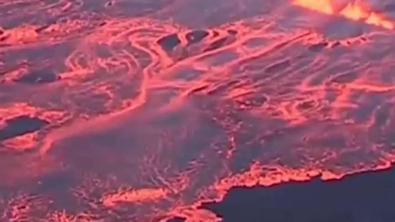 Eruzione vulcanica in Islanda: le immagini sono impressionanti