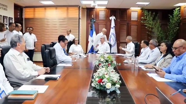 Presidente Abinader afirma gobierno ha invertido más de 4,000 millones de pesos en obras de agua potable y saneamiento de Coraasan