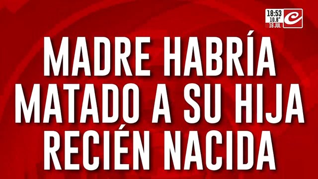 Madre dio a luz en un baño y habría matado a su bebé recién nacida