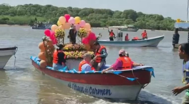 Pescadores del puerto de Mensabé rinden homenaje a la Virgen del Carmen
