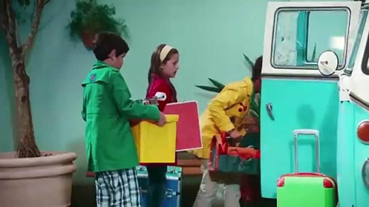 D.P.A. Detetives do Prédio Azul - O Filme Bande-annonce (EN)