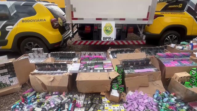 Caminhão com mercadorias contrabandeadas é apreendido na PR-586 em Santa Tereza do Oeste