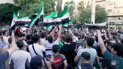 Suriye'de, İsrail'in hava saldırıları protesto edildi