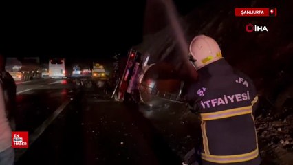 Şanlıurfa'da devrilen akaryakıt tankeri yandı
