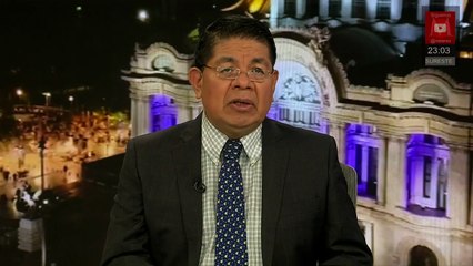 Abogado de familias de Ayotzinapa señala corrupción y falta de avances de Gómez Piedra
