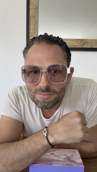 Les lunettes qui changent de couleur en un clin d’œil !J’ai testé ces lunettes électrochromiques révolutionnaires