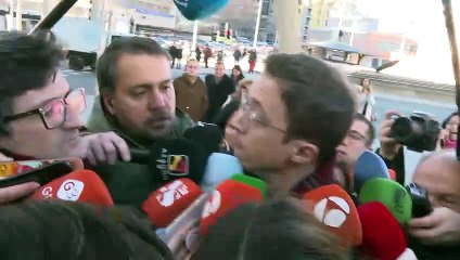 Errejón pide a Mouliáa que se retracte de su acusación o interpondrá una querella por calumnias