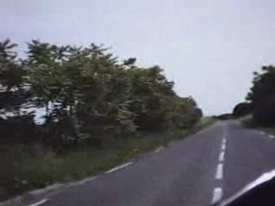 Moto vs 4x4