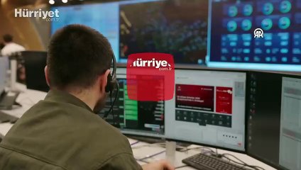 İstanbul Havalimanı'ndaki üçlü pist uygulamasıyla bir saatte 81 uçak havalandı