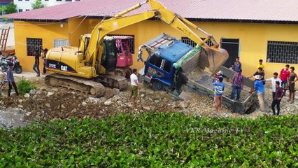 Wow It's Hot Trucks !! New Landfill Fail Dump Truck into Pond  And Help By Excavator Huge Up