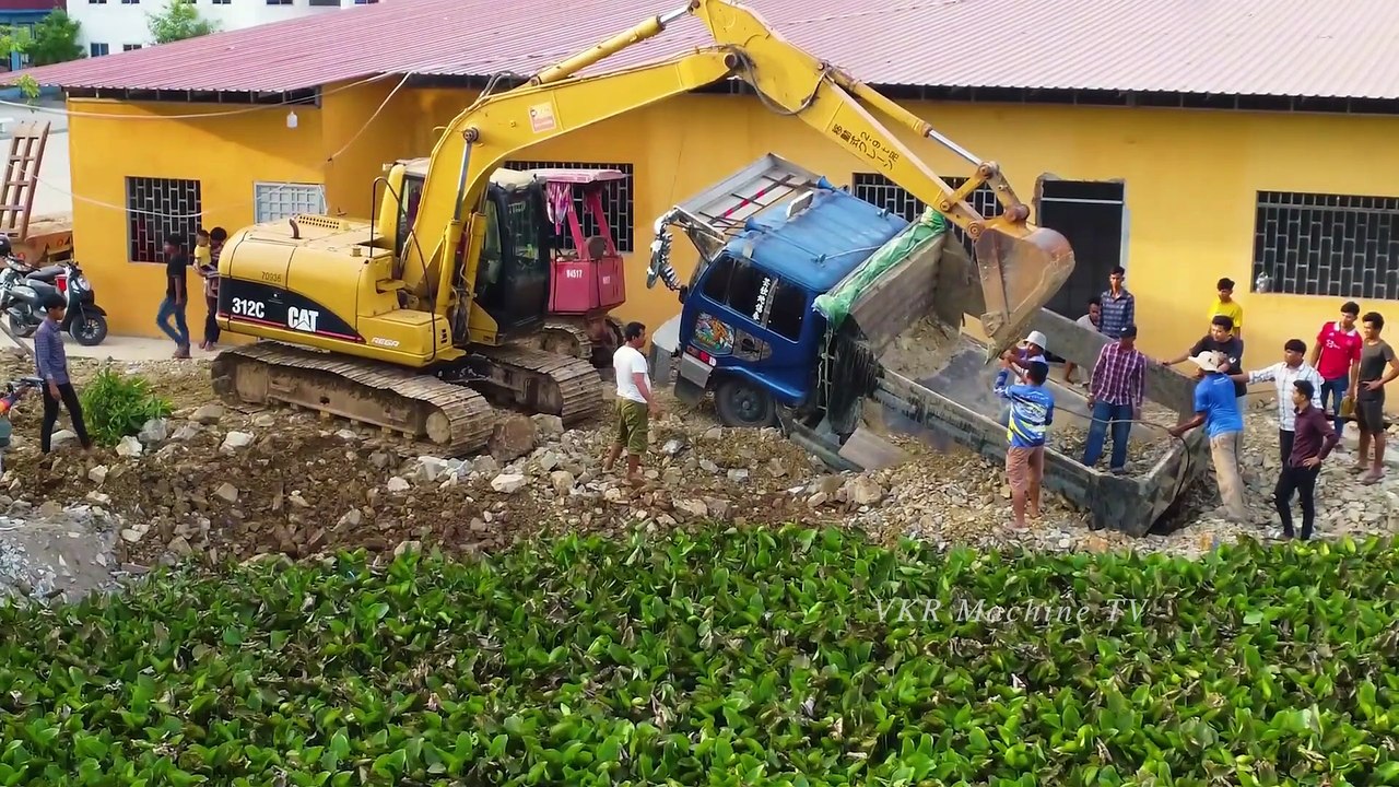 Wow It's Hot Trucks !! New Landfill Fail Dump Truck into Pond  And Help By Excavator Huge Up