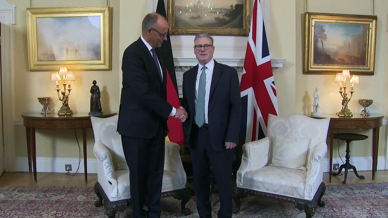 PM welcomes German chancellor to Downing Street