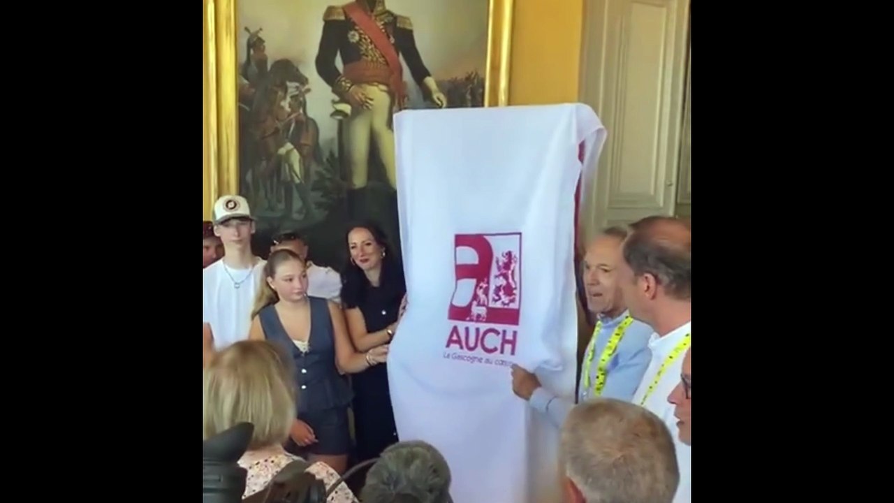 Tour de France 2025 - Tour de France 2025 - Hommage à Nicolas Portal à Auch... le Pumptrack rebaptisé en son honneur