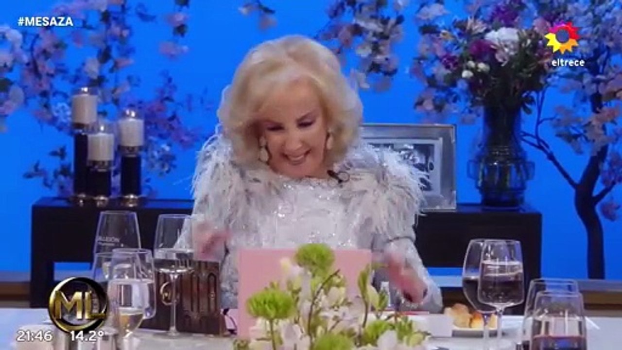 La picante pregunta de Moria Casán que sacó a Mirtha Legrand tras varios años sin ir a su programa