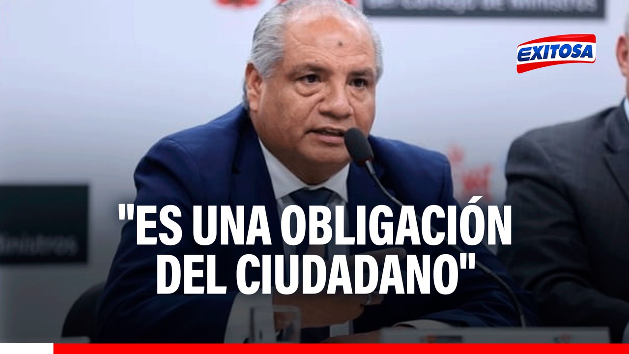 Ministro de Transportes respalda transmisión del himno nacional en medios de comunicación: "Es una obligación del ciudadano"