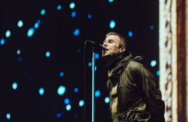 Oasis fans have been praised by police for their sensible and responsible behaviour