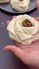 Rose Bread Shape Method #tastemadeworld #trending #roseroll #rosebread #rosebun #breadrose #yts