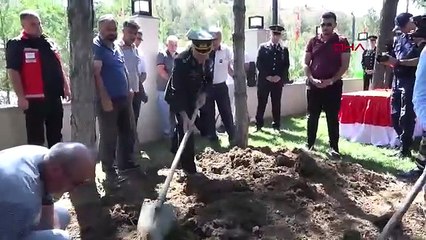 Şehidin naaşı tam 67 yıl sonra memleketine defnedildi...