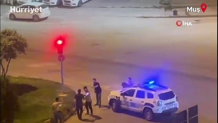 Muş’ta silahlı ve sopalı kavga! Polis tarafları havaya ateş açarak ayırdı
