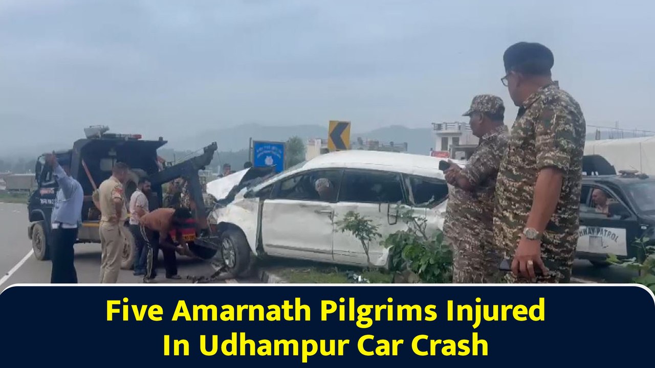 five amarnath pilgrims injured in udhampur car crash