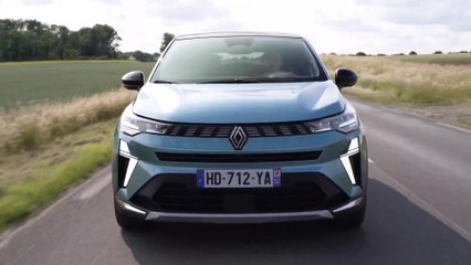 Renault Symbioz full hybrid E-Tech Iconic in Mercury Blue Driving Video