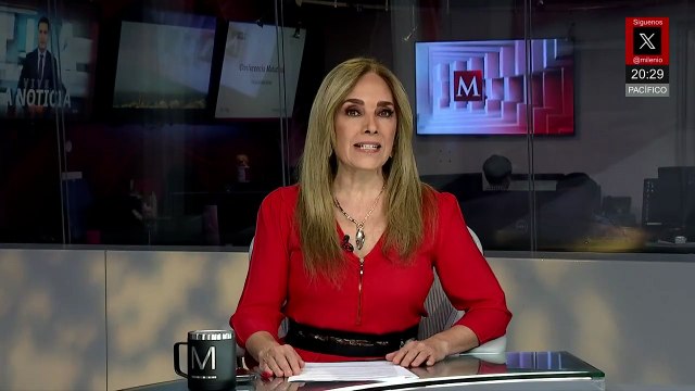 Alessandra Rojo de la Vega retira las estatuas de Fidel Castro y del Che Guevara