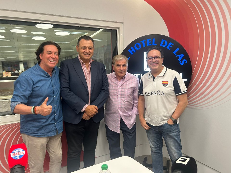 Pedro Ruiz, a corazón abierto: "A mis 78 años, sigo tirándome desde el trampolín de casa"