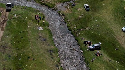 Derede karpuz mangalda çay! Buralara gelen ferahlıyor