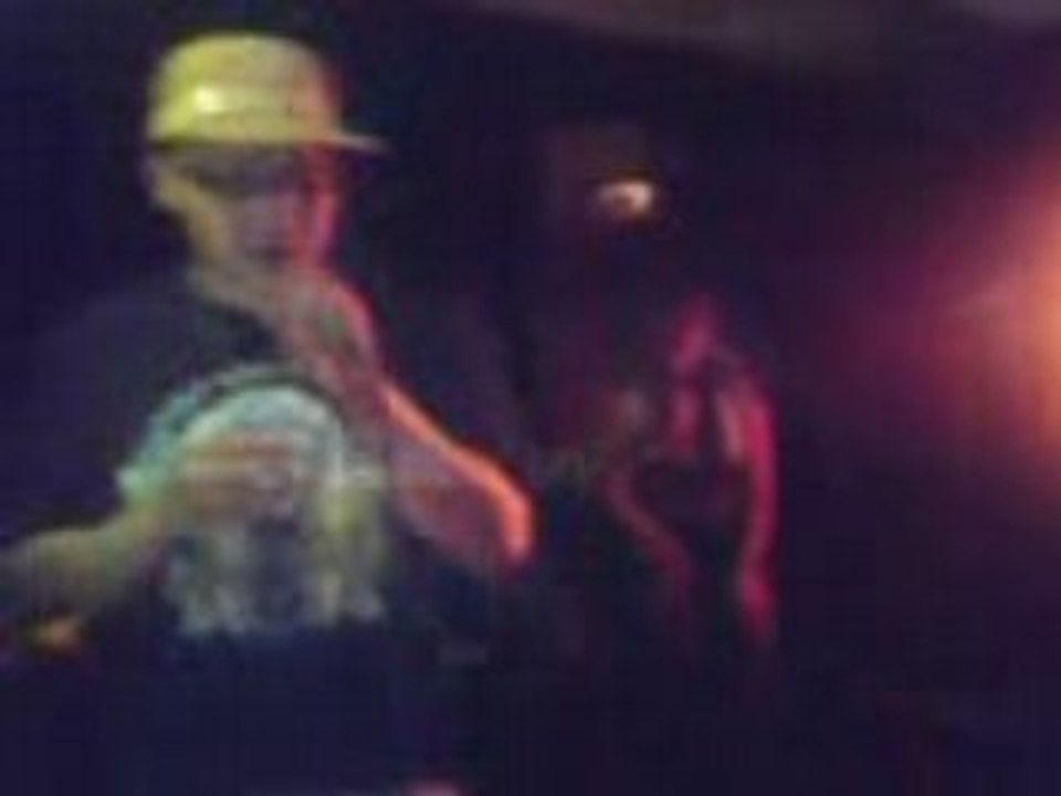 Monsieur Nov à l'étage inédit