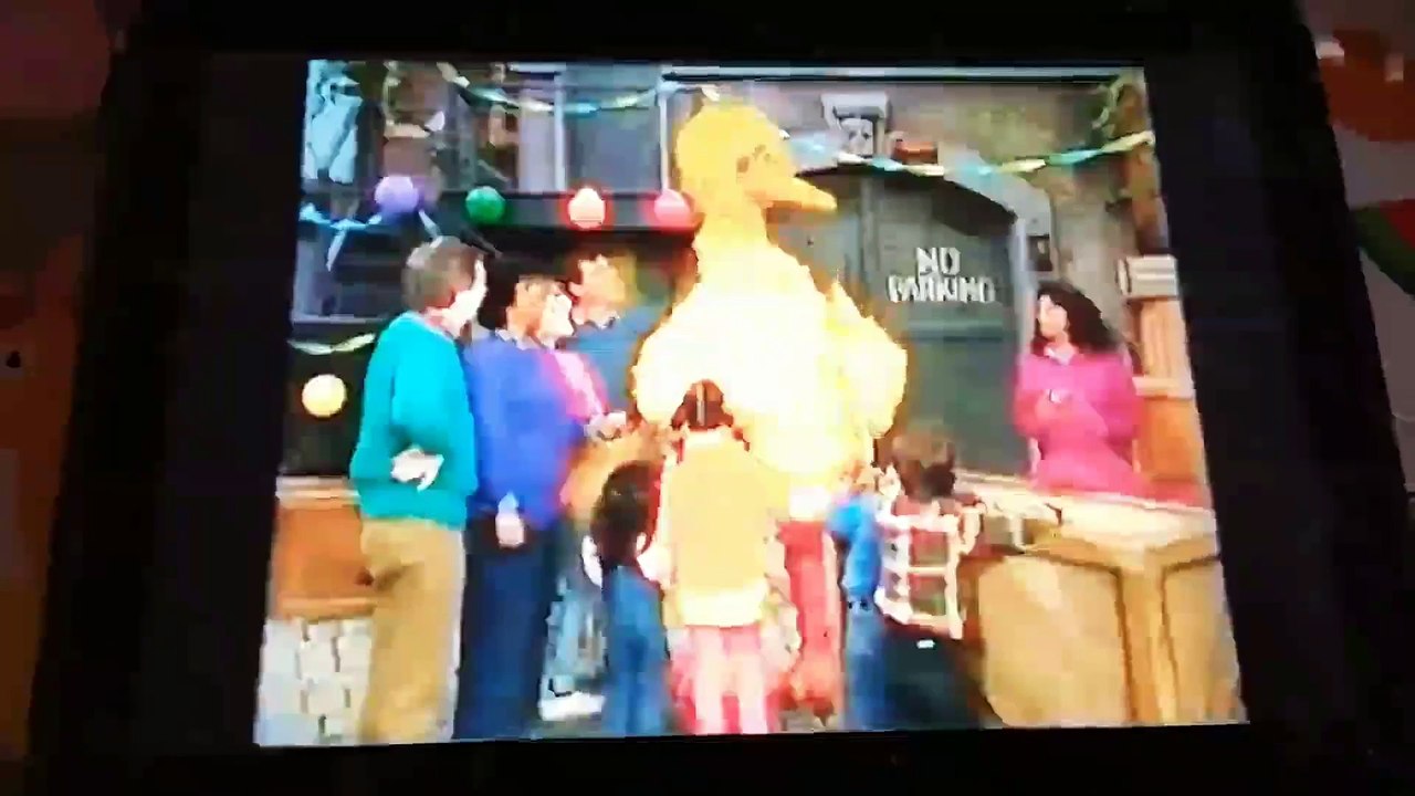Closing to Sesame Street: Big Bird's Favorite Party Games VHS 1988 (1992 Case)