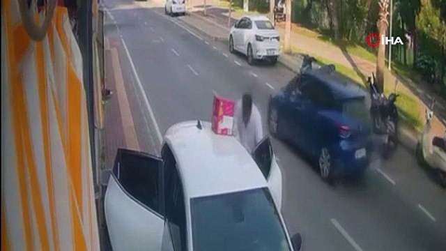 Market çalışanının ölümden döndüğü anlar kameraya yansıdı!